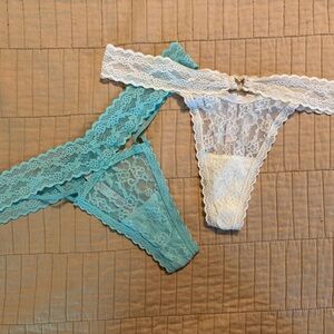 FINAL OFFER! Victoria's Secret Lace Thong Panties Set - M